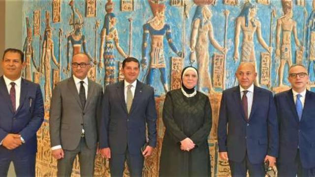 وزيرة الهجرة تستعرض الاستعدادات النهائية للمشاركة المصرية باكسبو 2020 بدبى