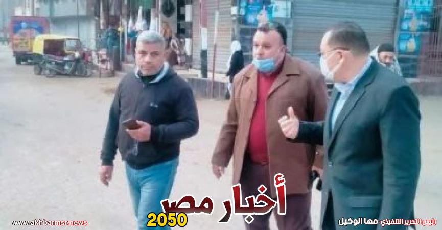 محافظ الشرقية يُفاجئ مدينة مشتول السوق ويؤكد على النظافة