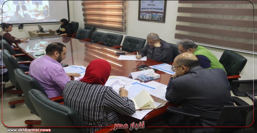 القابضة للمياه تعقد اجتماعا لمتابعة مشروعات حياة كريمة بأسيوط
