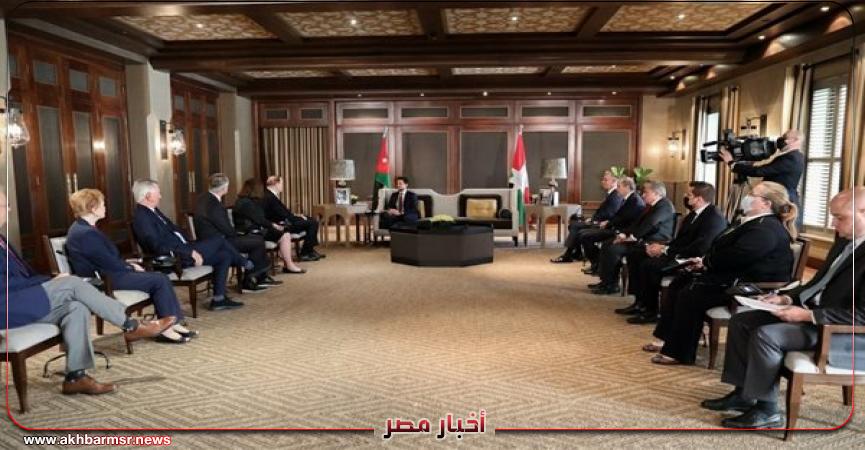 صورة من اللقاء