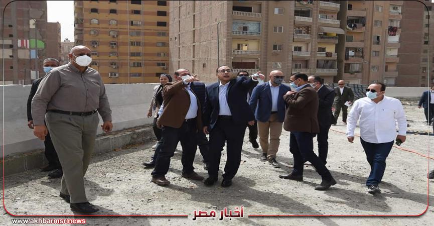 رئيس الوزراء يتفقد محور الفريق كمال عامر الحر