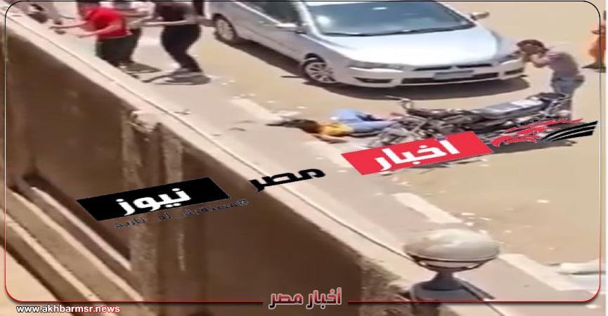 طالب يطعن زميلته أمام بوابة الجامعة بالمنصورة