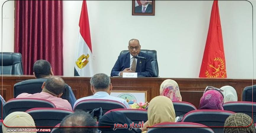 جانب من اجتماع وكيل وزارة التربية والتعليم ببورسعيد