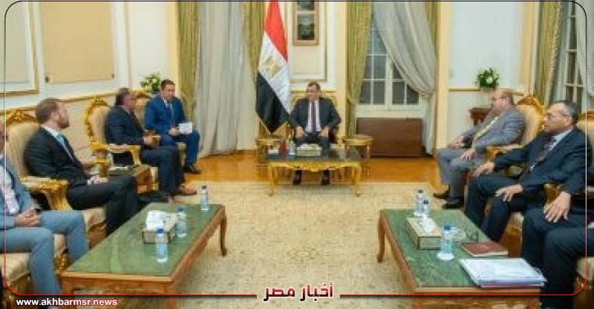 وزير الانتاج الحربي