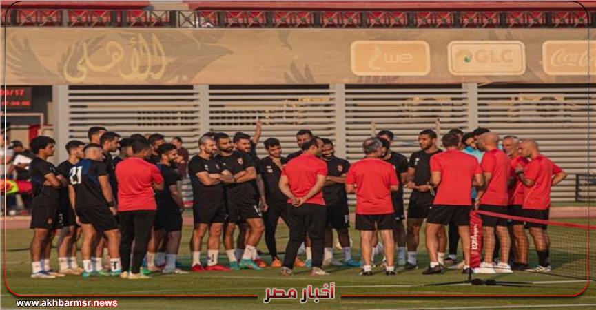 كولر يجتمع باللاعبين قبل انطلاق تدريبات الأهلي