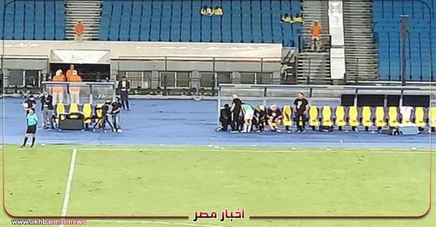 سقوط فيريرا خلال مباراة إيليكت التشادي