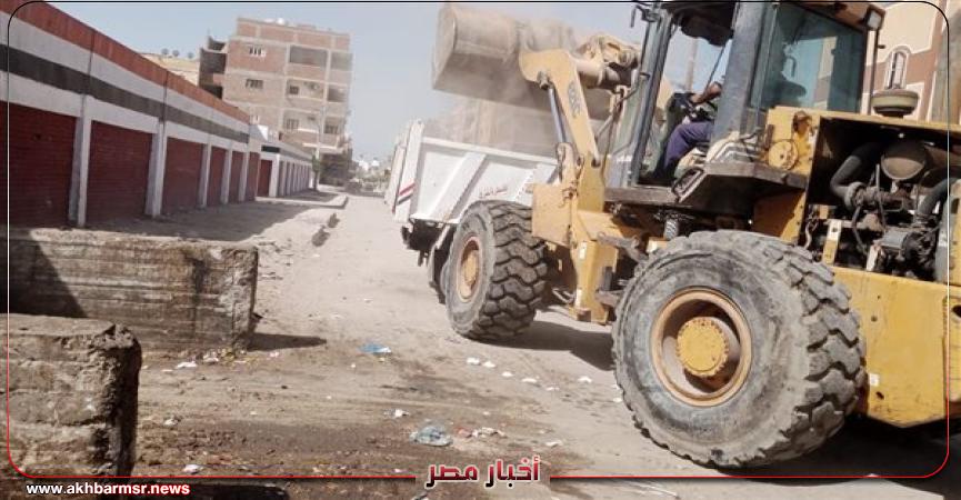 جانب من أعمال النظافة