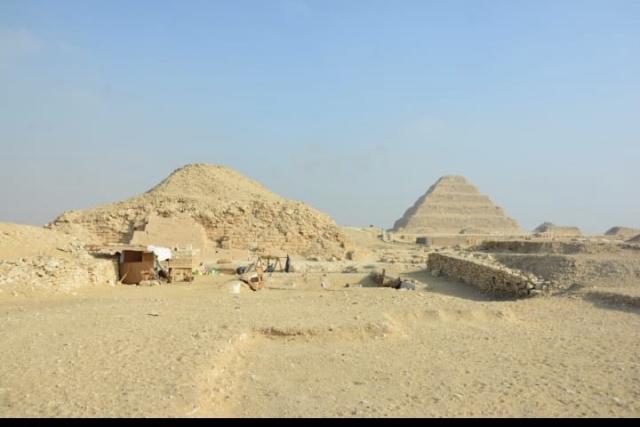 الكشف عن طبيعة المواد  المستخدمة في عملية التحنيط