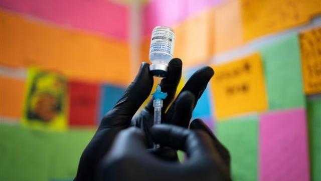 رويترز: الحكومات ستحتفظ بـ 20% من اللقاحات لتوزيعها في الدول الفقيرة