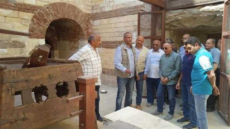 بعد ترميمها.. أمين ”الأعلى للآثار” يتفقد بعض المواقع الأثرية بالقاهرة التاريخية