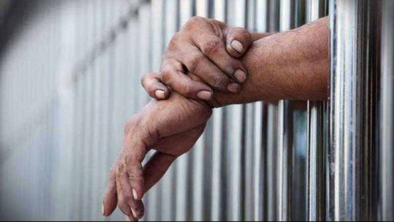 السجن 3 سنوات لمالك شركة سياحية بتهمة التهرب الضريبي