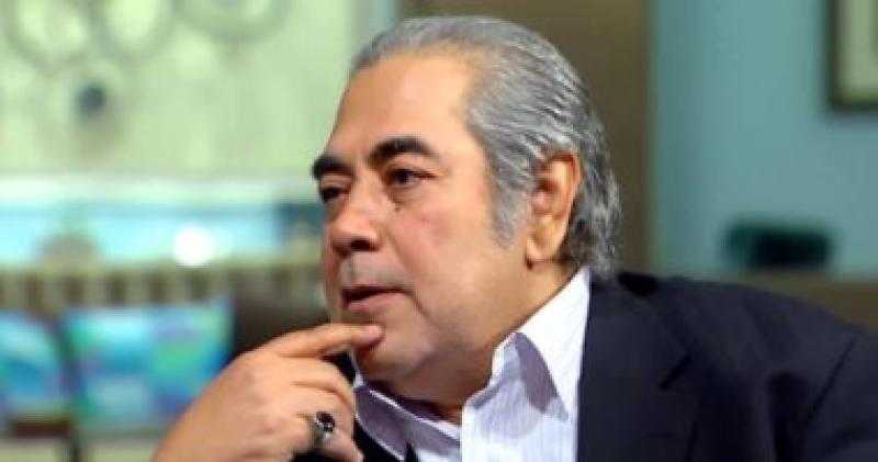 التحقيق مع 3 متهمين جدد فى واقعة النصب على الفنان صبرى عبد المنعم