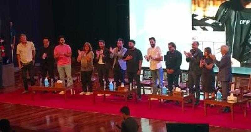 تكريم عدد من أبطال مسلسل ”جعفر العمدة” فى الجامعة الأمريكية.. صور