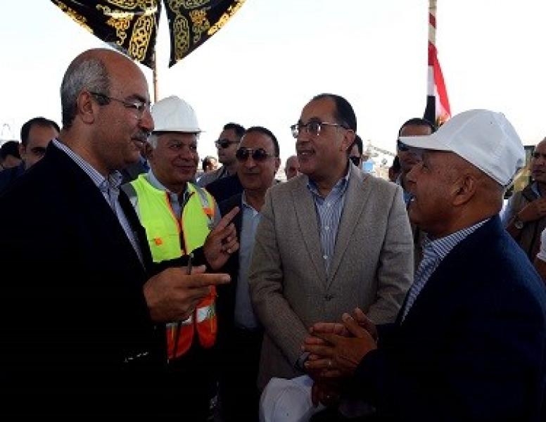 مدبولي: نفق 45 يعالج مشكلة مرورية لطالما عانت منها الإسكندرية