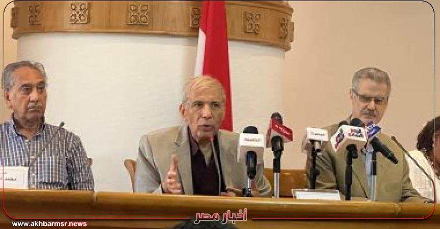 عمرو دوارة بندوة الإحتفاء بالزعيم عادل إمام