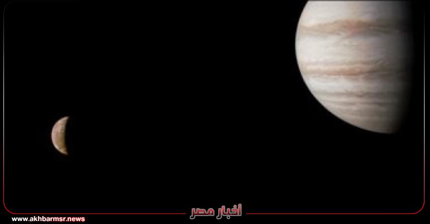 كوكب المشترى والقمر البركانى