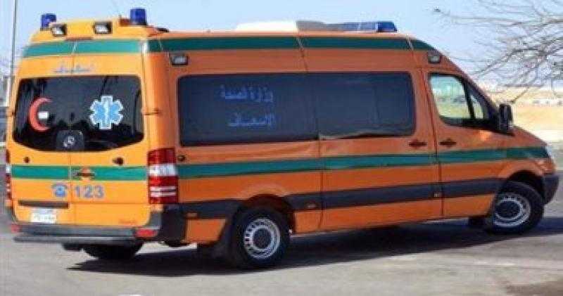 إصابة شخصين إثر انقلاب سيارة من أعلى كوبري طرة