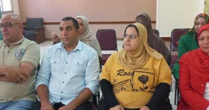 عقد لجنة المقابلات الشخصية لاختبارات المتقدمين لترشيح موجه أول بالغربية