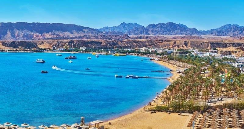 وزارة السياحة والآثار: تشكيل غرف عمليات بالإدارة المركزية للمنشآت الفندقية والمحال والأنشطة السياحية خلال عطلة عيد الفطر المبارك