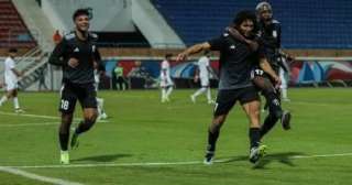 عمرو ناصر يحرز الهدف الثالث لفاركو فى مرمى بيراميدز