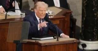 اجتماعات أمريكا والصين حول الرسوم تشعل غضب ترامب ضد الصحفيين.. تفاصيل