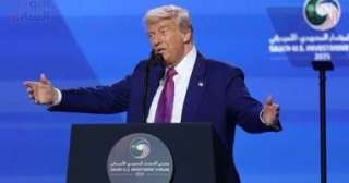 ترامب يرفع العقوبات عن سوريا ويلتقى أحمد الشرع غدًا فى الرياض
