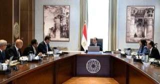 مدبولى يتابع الموقف التنفيذى لمنظومة مياه الشرب والصرف بمدن شرق وغرب القاهرة