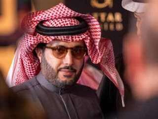 تركي آل الشيخ يثير الجدل: «معقولة أفلام العيد 2 بس؟!»