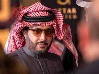 تركي آل الشيخ يثير الجدل: «معقولة أفلام العيد 2 بس؟!»