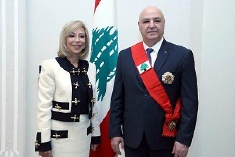 رئيس لبنان وزوجته يتوجهان إلى الفاتيكان في زيارة رسمية