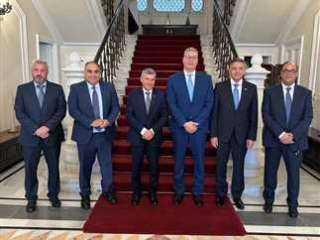 مصر وقبرص تبحثان تسريع ربط حقول الغاز