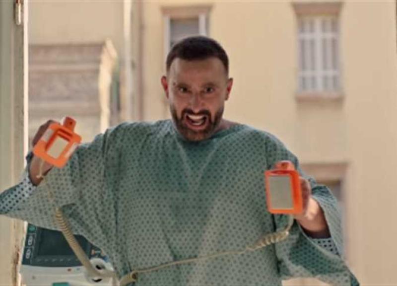 نجل أحمد السقا بعد طرح تريلر فيلم «أحمد وأحمد» :«عاد الملك»