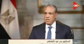 وزير الخارجية يزف بشرى سارة للمصريين بالخارج: بحث تجديد مبادرة استيراد السيارات