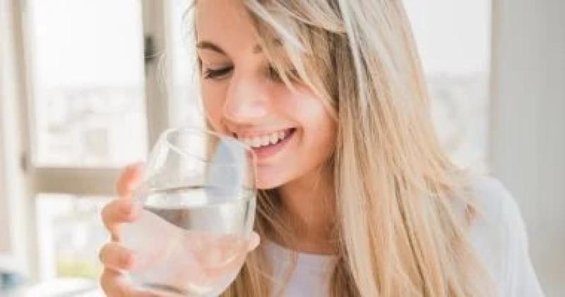 هذا المشروب الأفضل لترطيب جسمك فى حرارة طقس يوليو