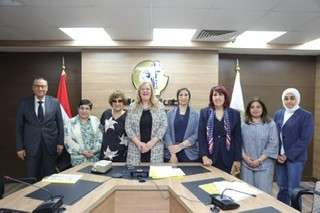 لجنة العلاقات الخارجية  بالمجلس القومي للمرأة تعقد اجتماعها الدوري وتناقش خطة عملها المقبلة