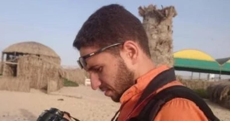 استشهاد صحفي وزوجته وأطفاله الثلاثة بقصف إسرائيلي على خان يونس فى غزة