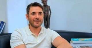 أحمد عز.. مشوار طويل من عروض الأزياء إلى عالم السينما