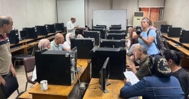 معامل هندسة القاهرة تستقبل طلاب الثانوية العامة