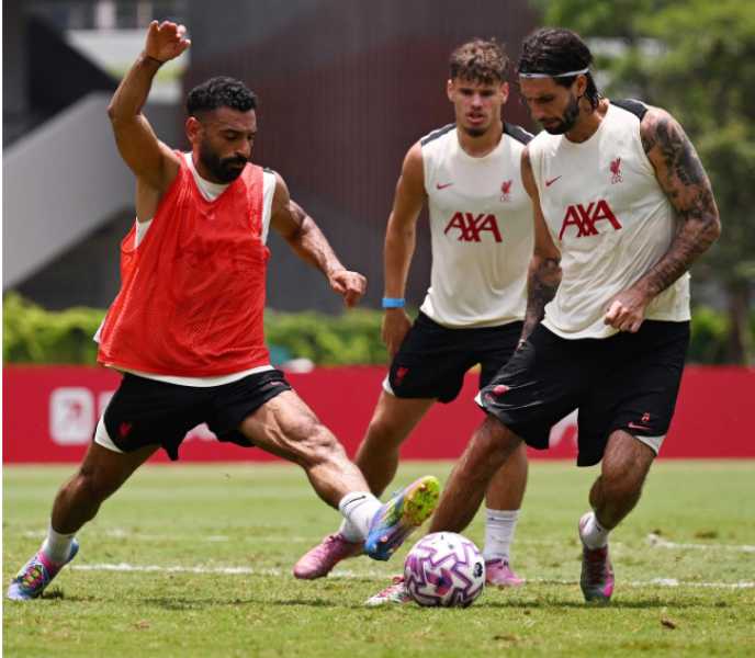 محمد صلاح يشارك في مران ليفربول.. صور