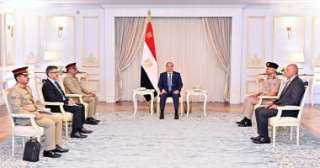 الرئيس السيسى يبحث مع رئيس هيئة الأركان الباكستانى تعزيز التعاون العسكرى
