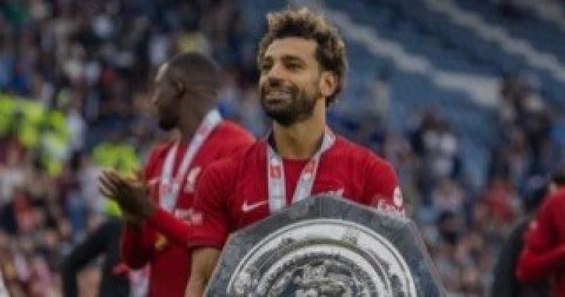كمبيوتر ”خارق الذكاء” يتوقع فوز ليفربول بلقب الدوري الإنجليزي 2026