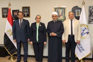 رئيسة القومي للمرأة تستقبل نائب رئيس جامعة الأزهر لبحث سبل التعاون بين الجانبين