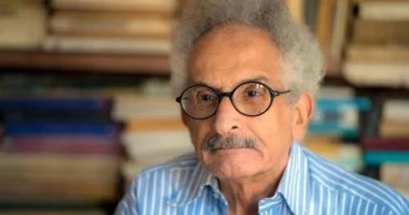 وزير الثقافة يتابع في معهد ناصر الطبى خروج جثمان الروائى صنع الله إبراهيم