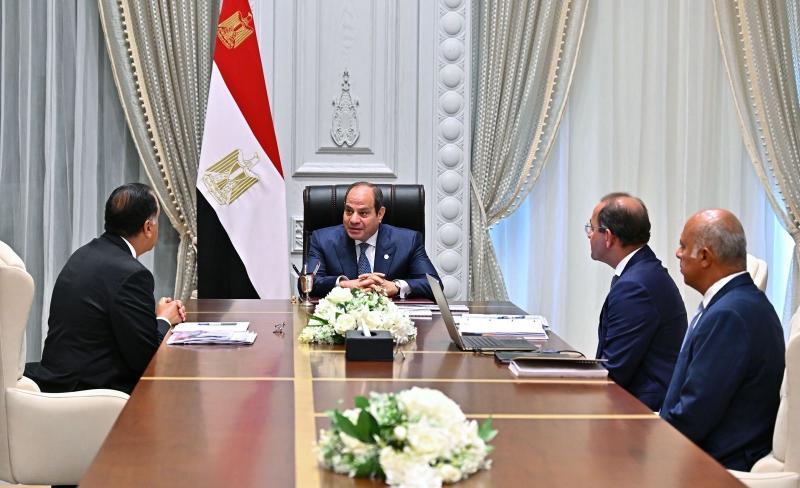 الرئيس السيسى يطّلع على المؤشرات الأوليه للأداء المالي لعام 2024/2025