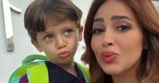 رنا سماحة تحتفى بأول يوم دراسة لابنها: توتر كأنى أنا اللى داخلة..