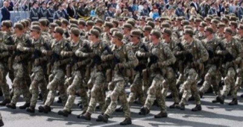 الدفاع الأوكرانية: ضربنا بمسيرات سفينة عسكرية روسية في البحر الأسود