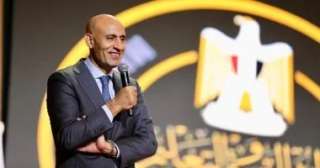 وزير التعليم: لا يوجد ربط نهائيا بين تسليم الكتب ودفع المصروفات الدراسية