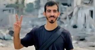 هتافات وتكبير فى تشييع جنازة الصحفى الفلسطيني صالح الجعفراوى.