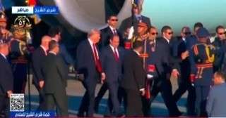 الرئيس السيسى يستقبل ترامب لدى وصوله شرم الشيخ..