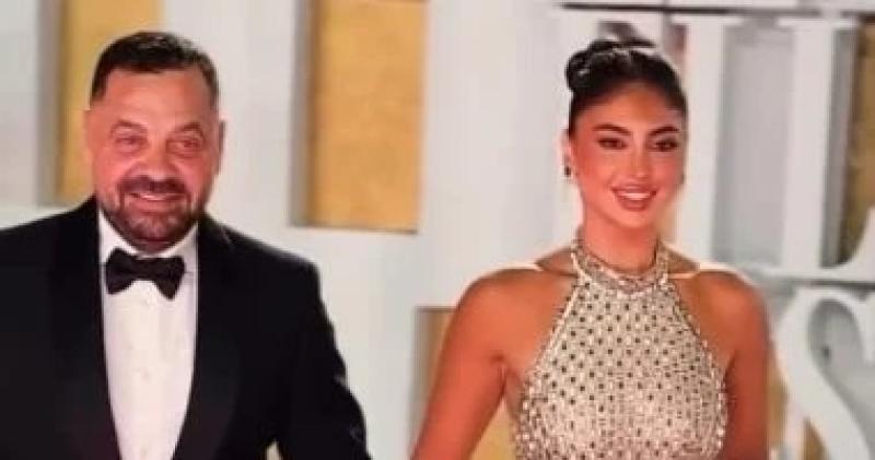 طارق العريان من مهرجان الجونة: عاوز ابقى أبو البنات.. وزوجته: نفسي أكون أم